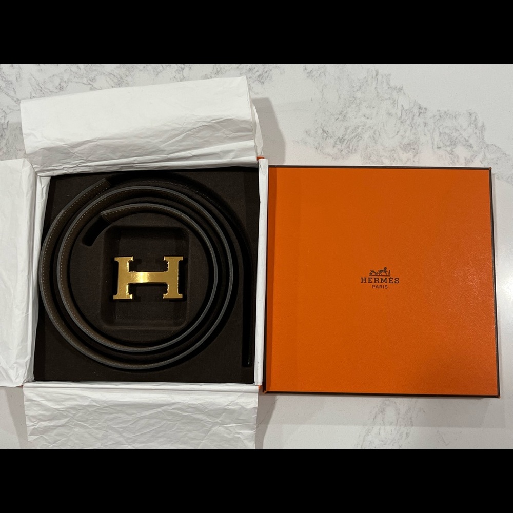 Authentic Constance Hermes reversible belt
